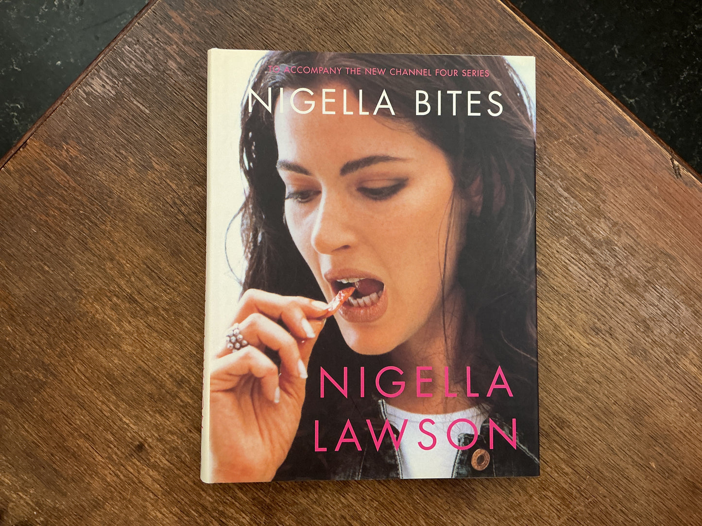 Nigella Bites by Nigella Lawson