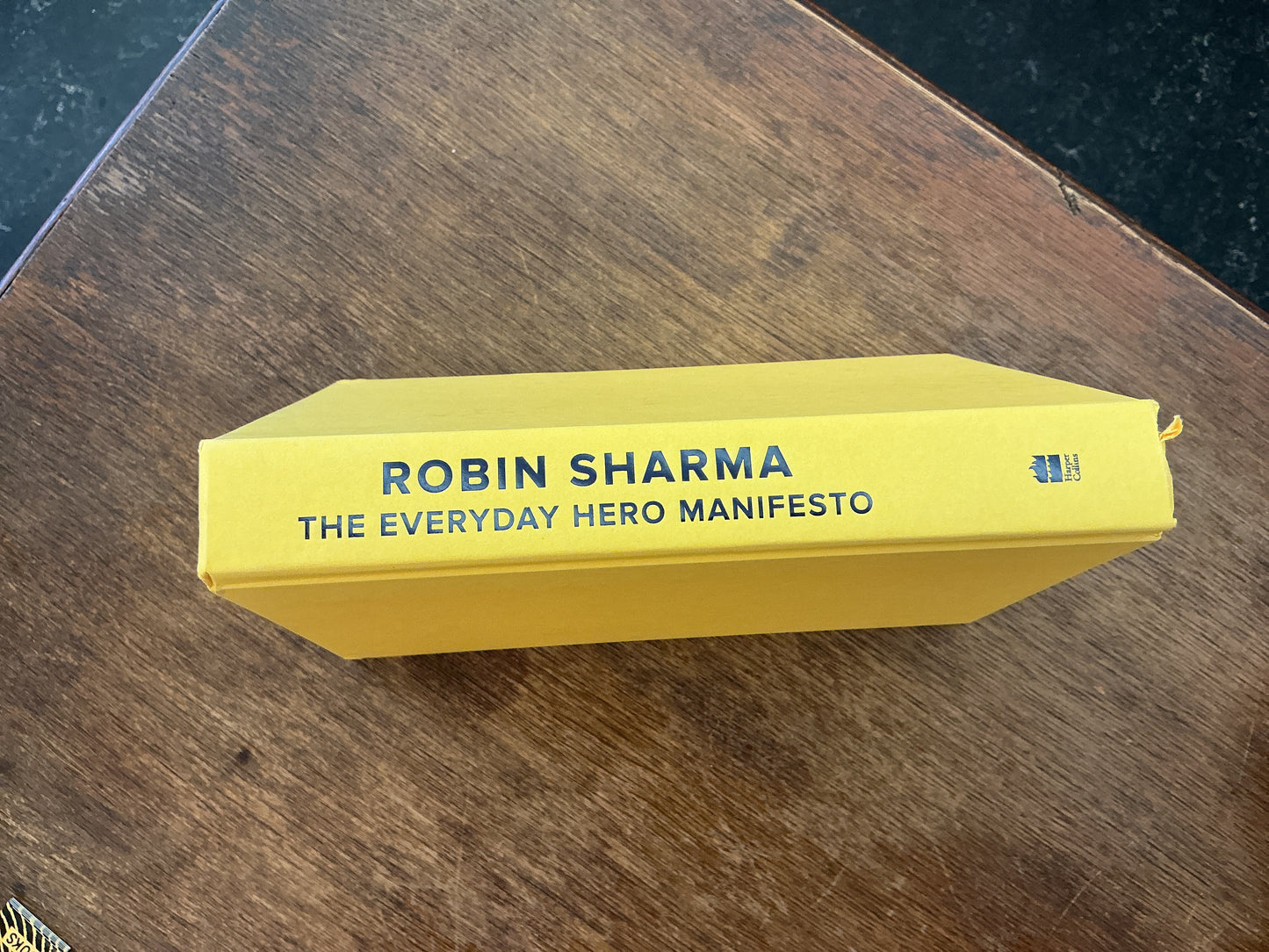The Everyday Hero Manifesto by Robin Sharma