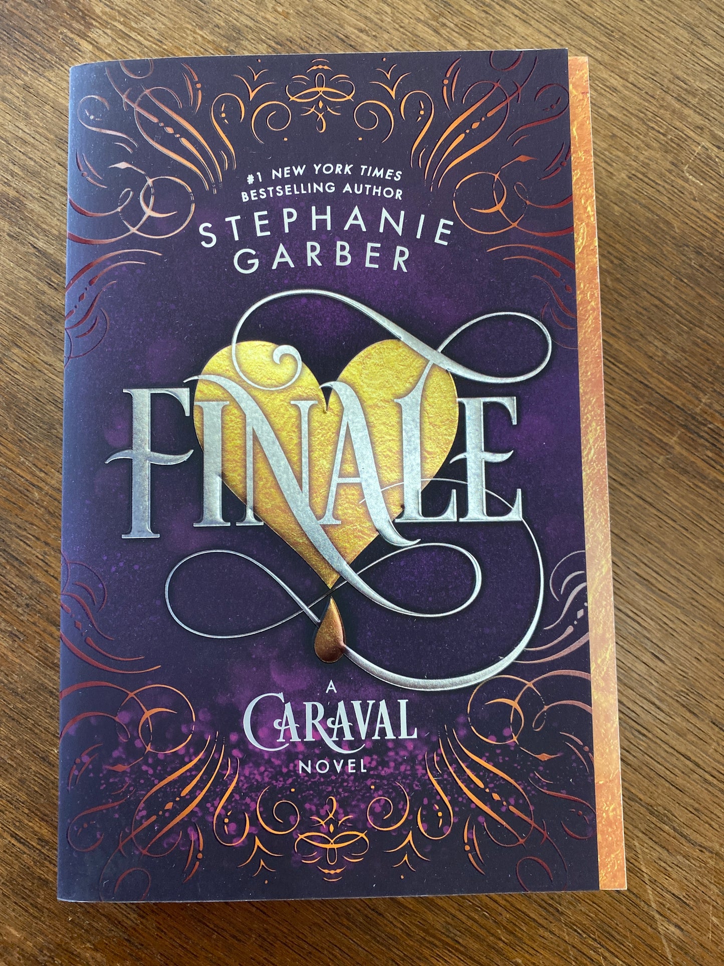 Finale : Caraval Series Book 3 by Stephanie Garber
