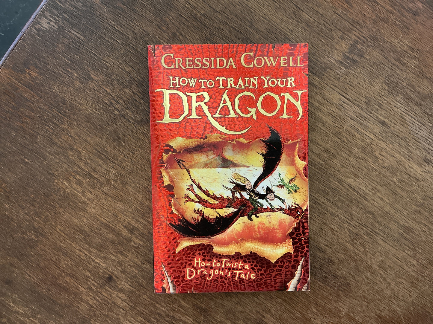 How to Twist a Dragon's Tale book 5 (How to Train Your Dragon)
