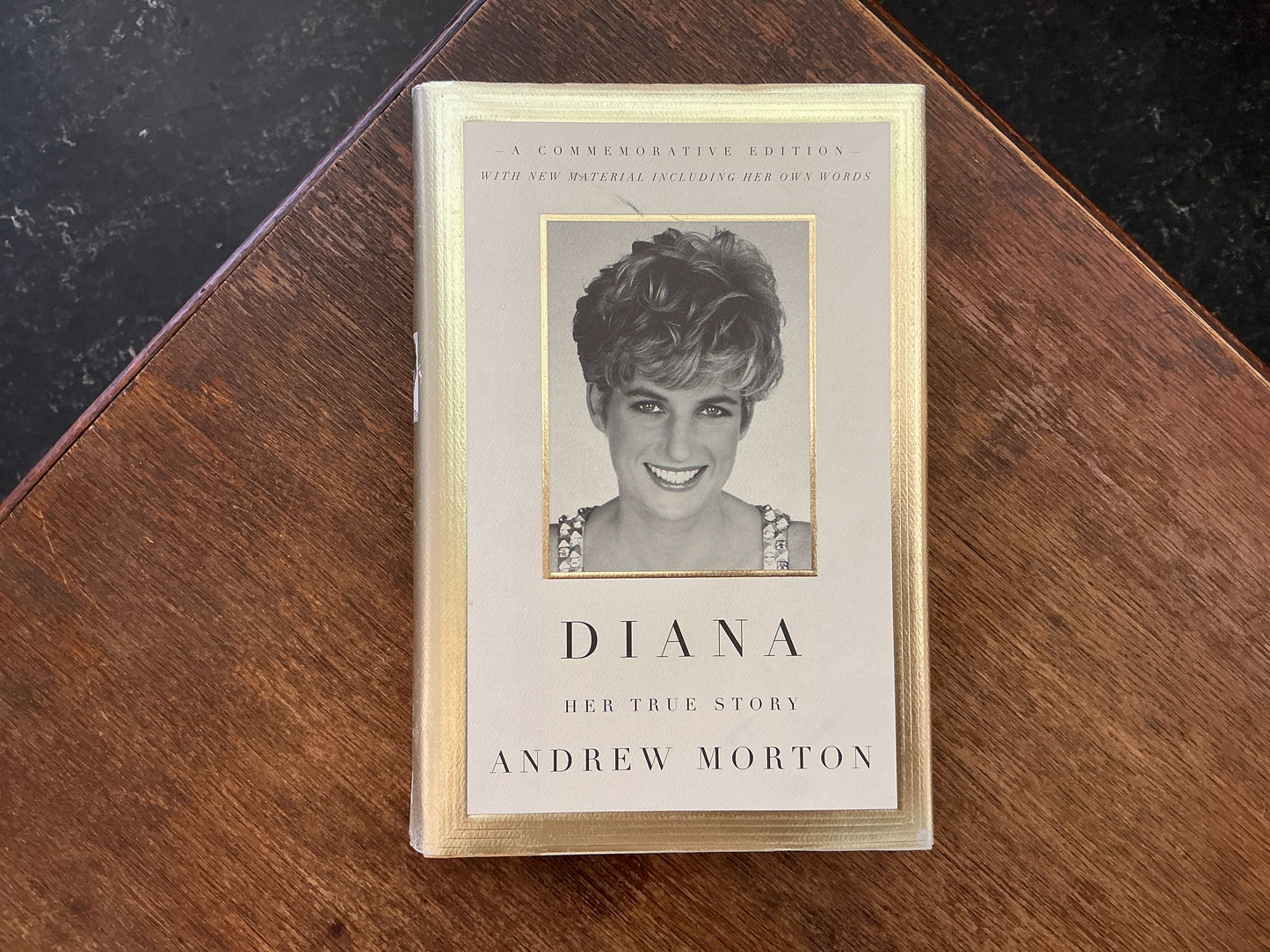 Diana Her True Story Commemorative Edition by Andrew Morton