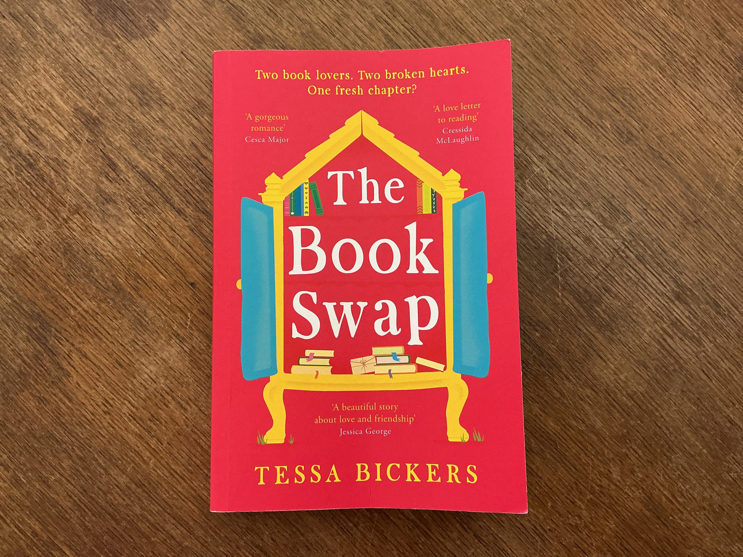 The Book Swap: A perfectly uplifting novel about book lovers, for book lovers