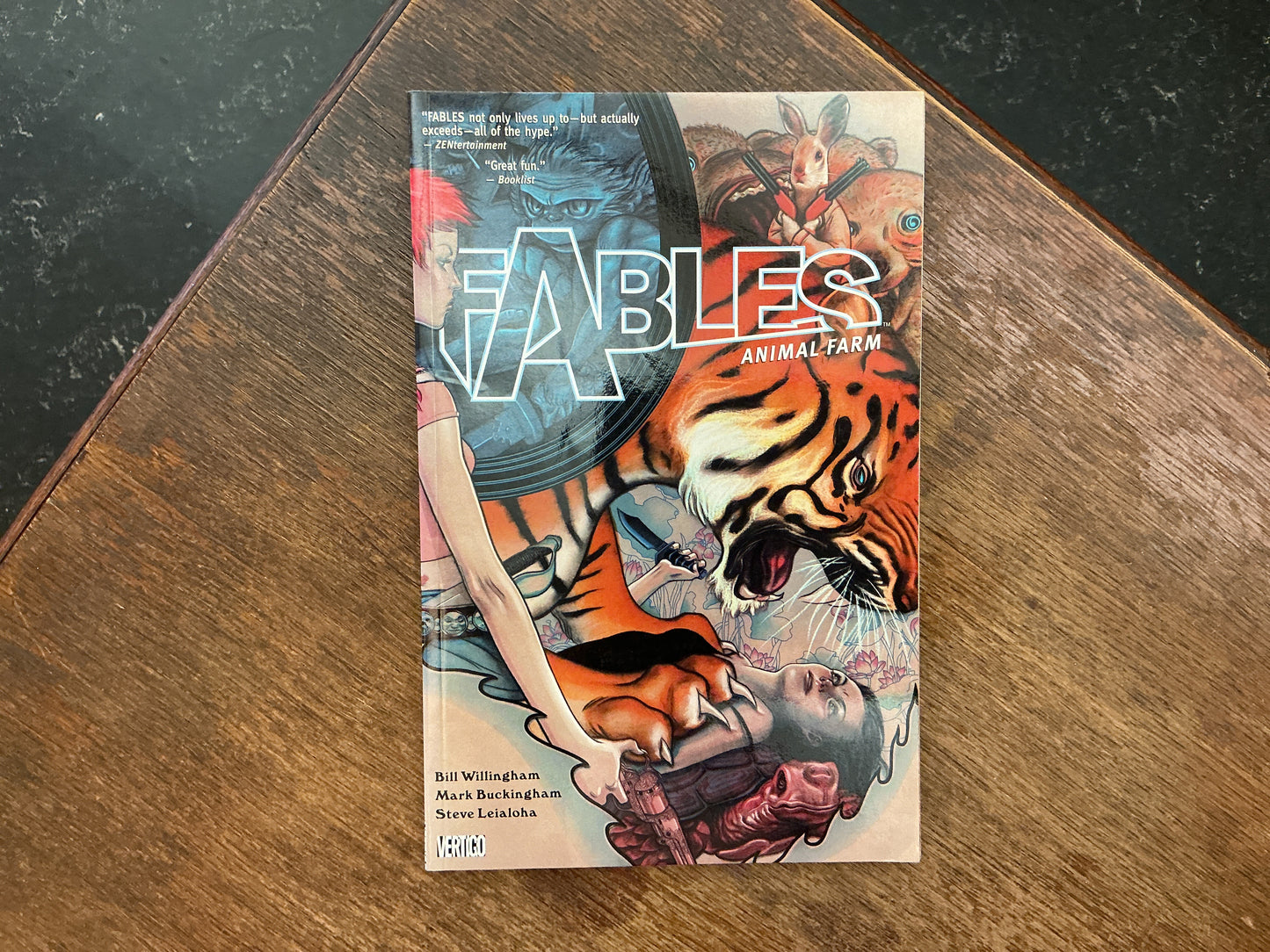 Fables Vol. 2: Animal Farm by Bill Willingham & Mark Willingham