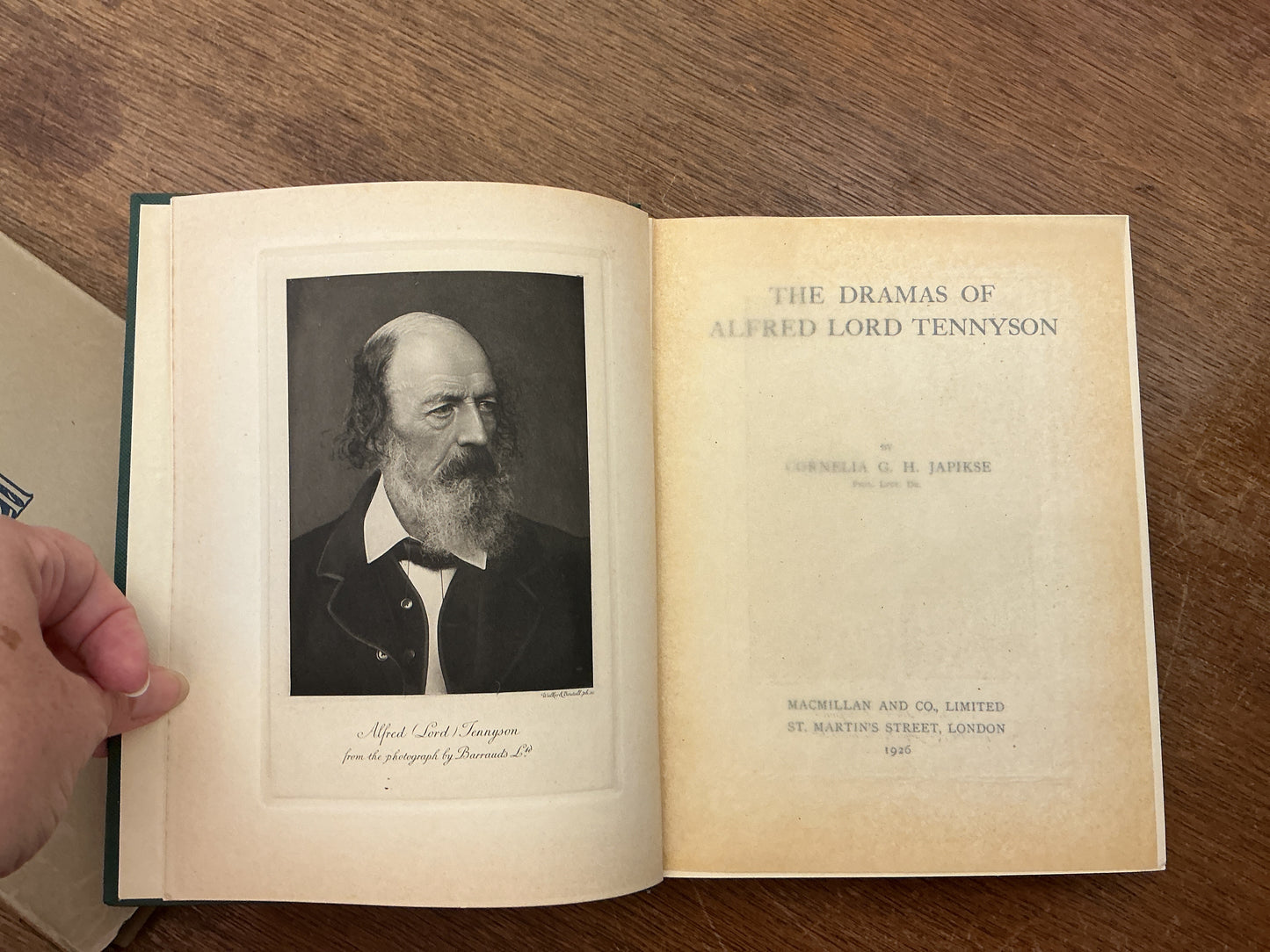 The Dramas of Alfred Lord Tennyson 1926