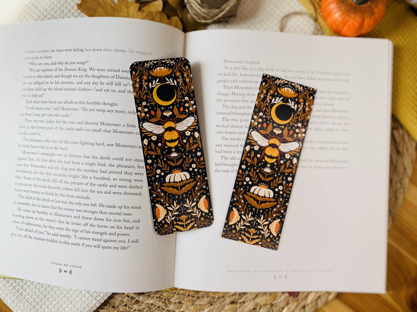 Queen Bee Bookmark with rounded corners