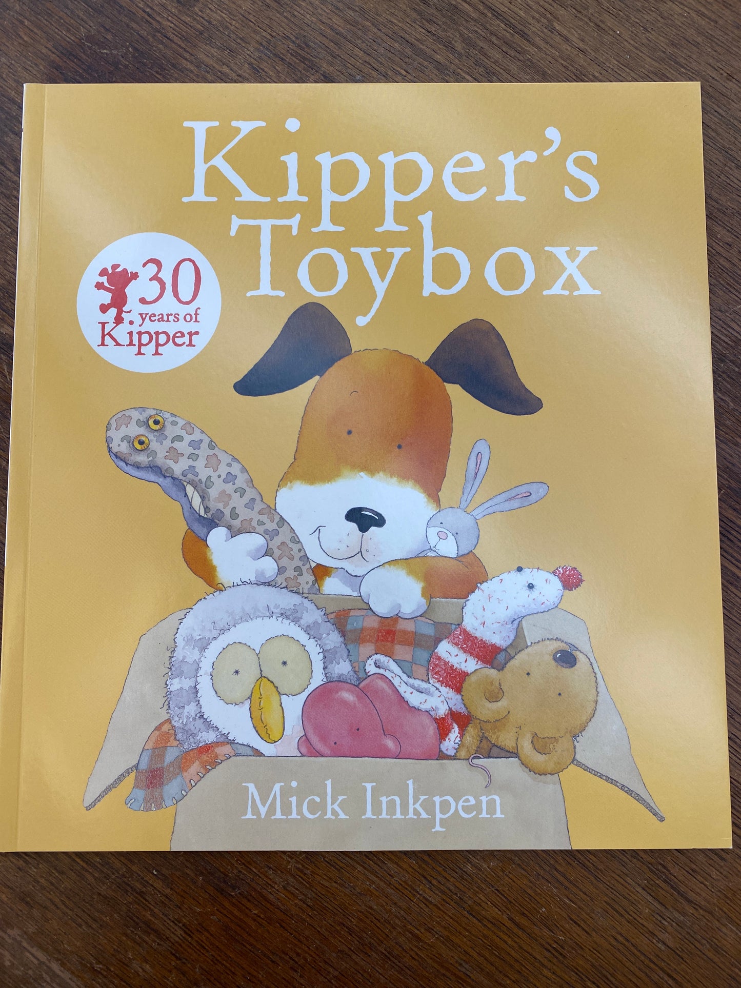 Kipper’s Toy box by Mick Inkpen