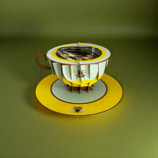 A cup of tea pop up card - Bumblebee
