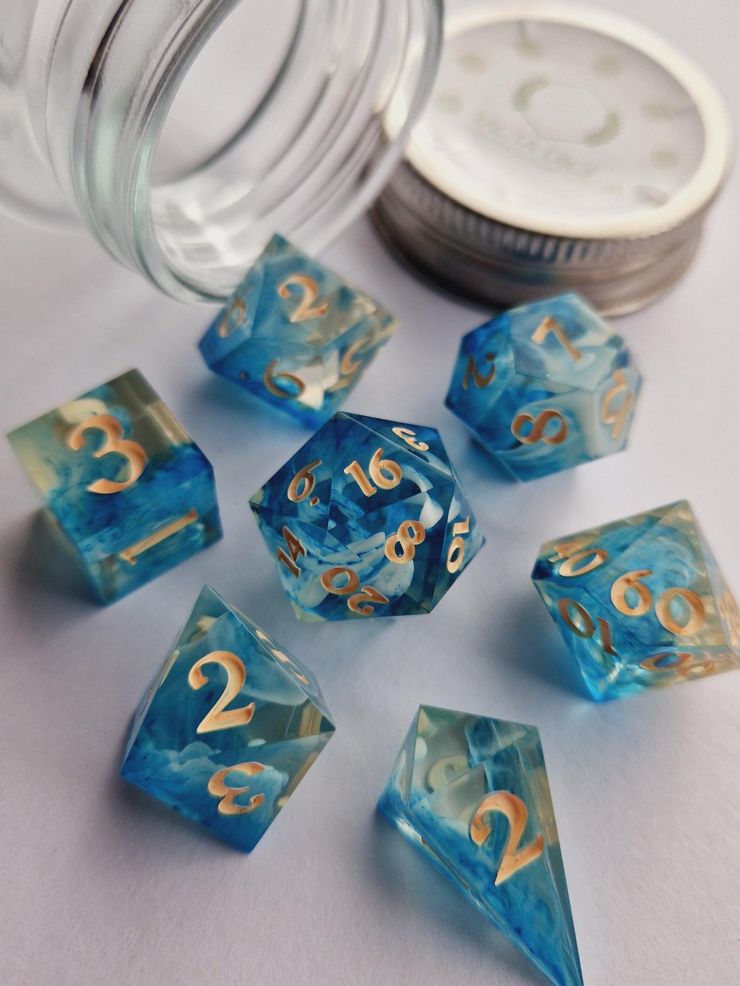 7 Piece Dice Set The Great Wave