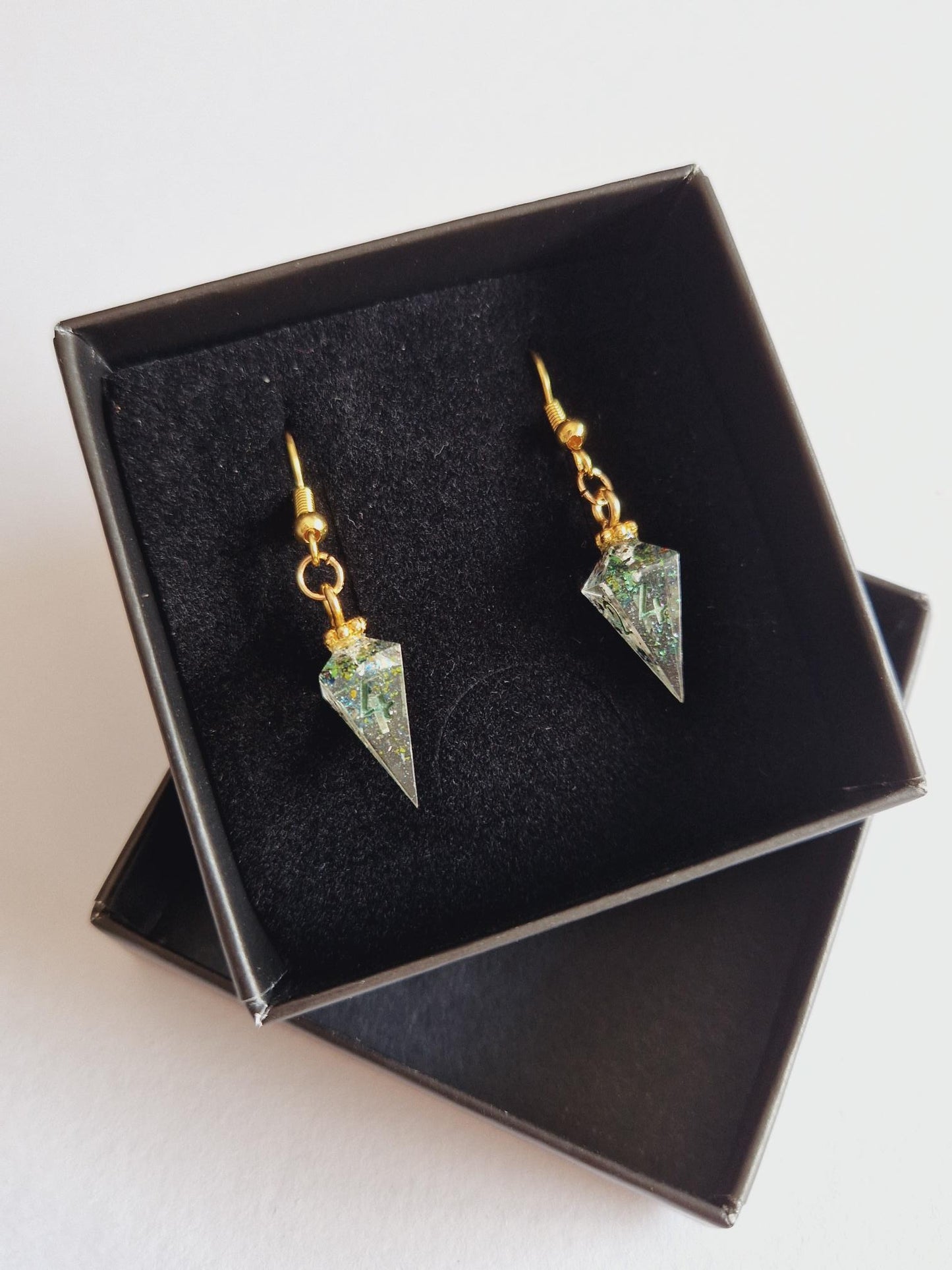 Mini D4 gold  earrings “Rivendell”