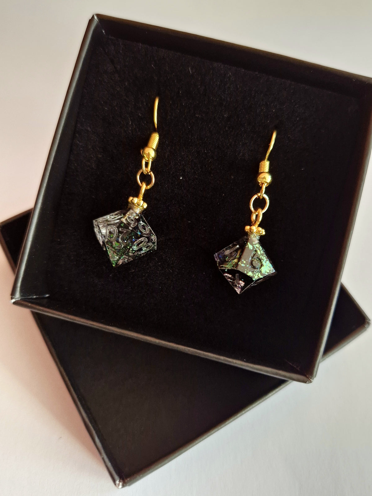 Mini D100/D10 earrings "Ouroboros"