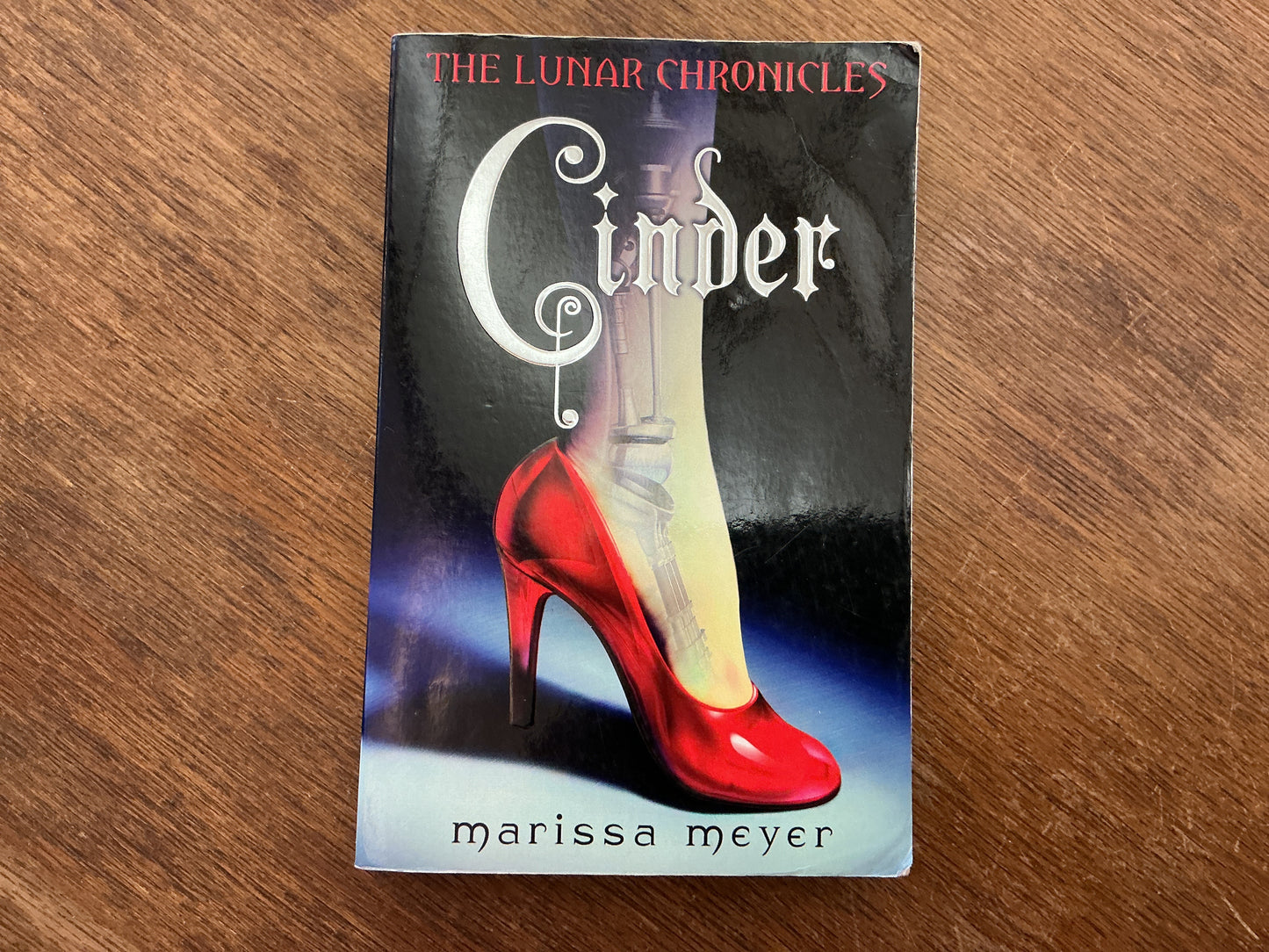 Cinder by Marissa Meyer