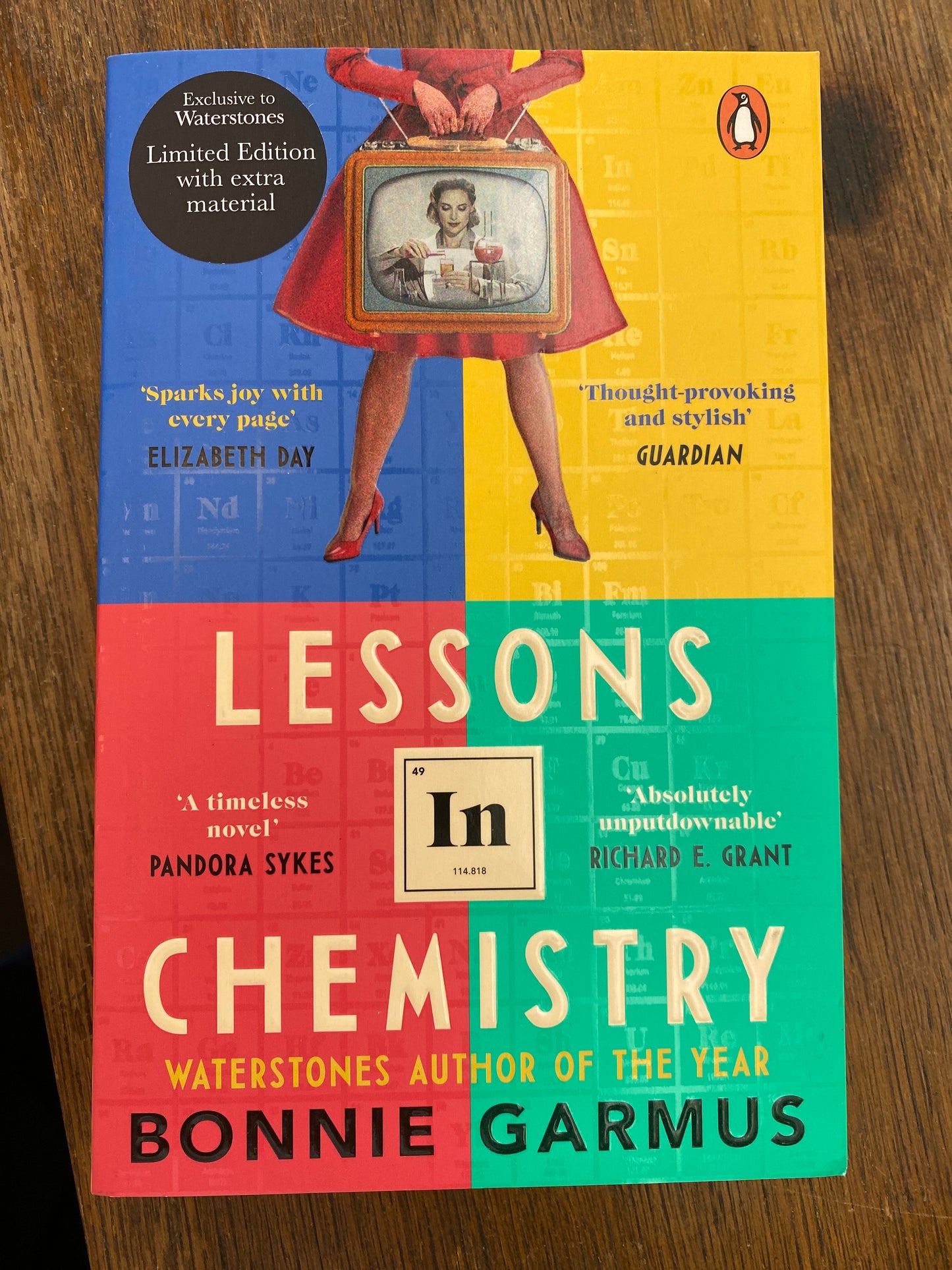Lessons in Chemistry by Bonnie Garmus