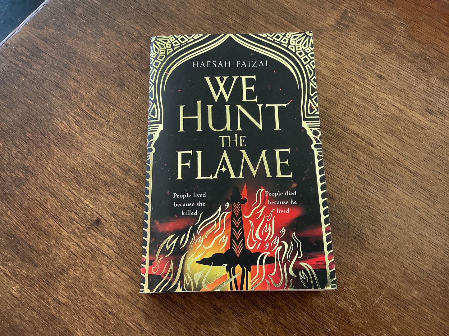 We Hunt the Flame by Hafsah Faizal