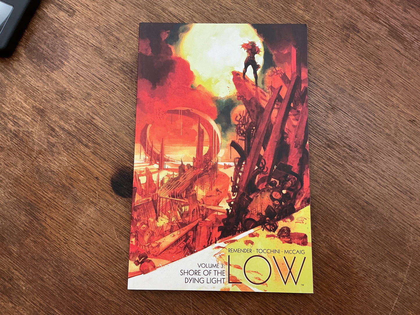 Low Volume 3: Shore of the Dying Light