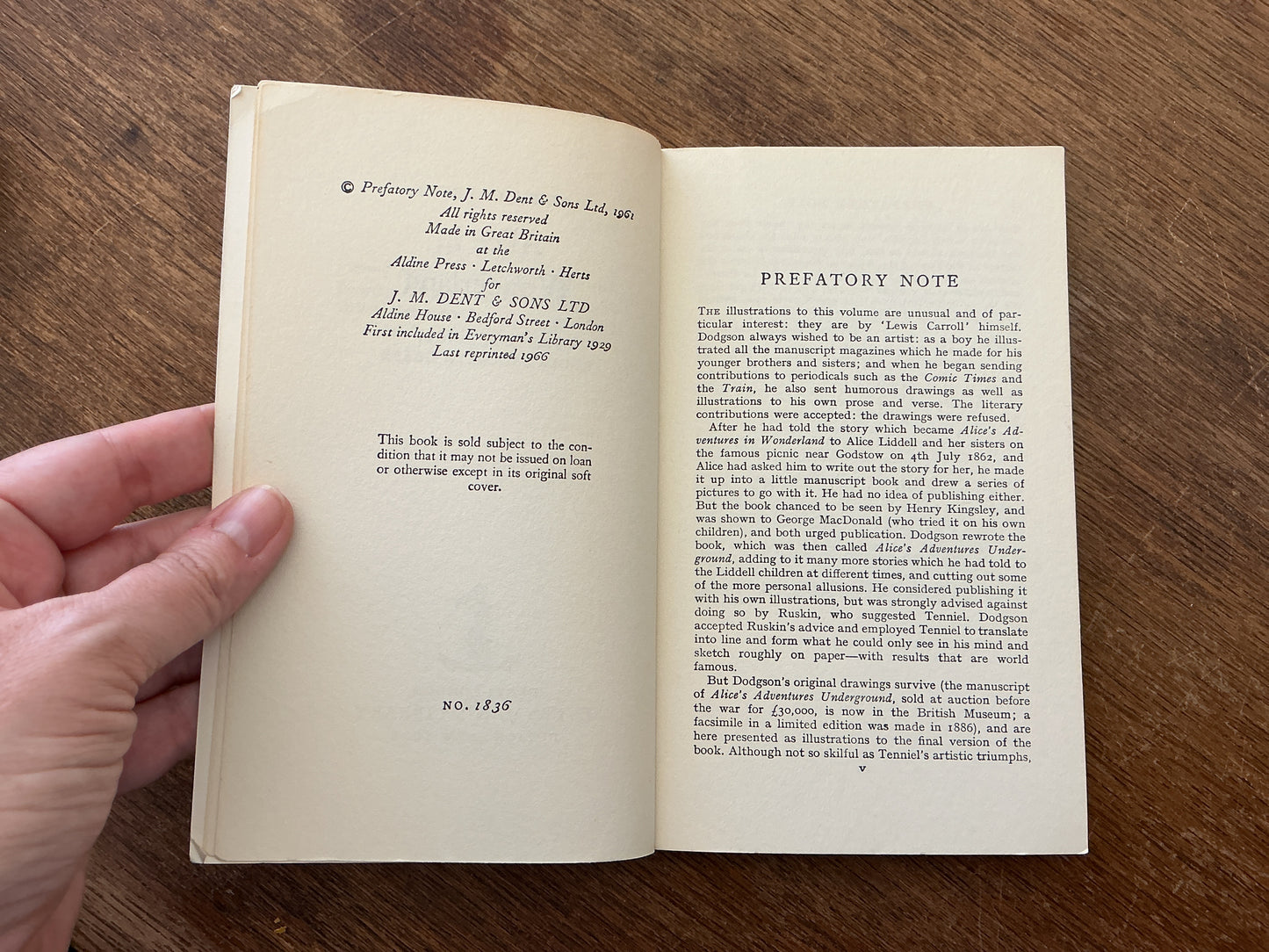 Alice in Wonderland 1966 edition with illustrations by Lewis Carroll
