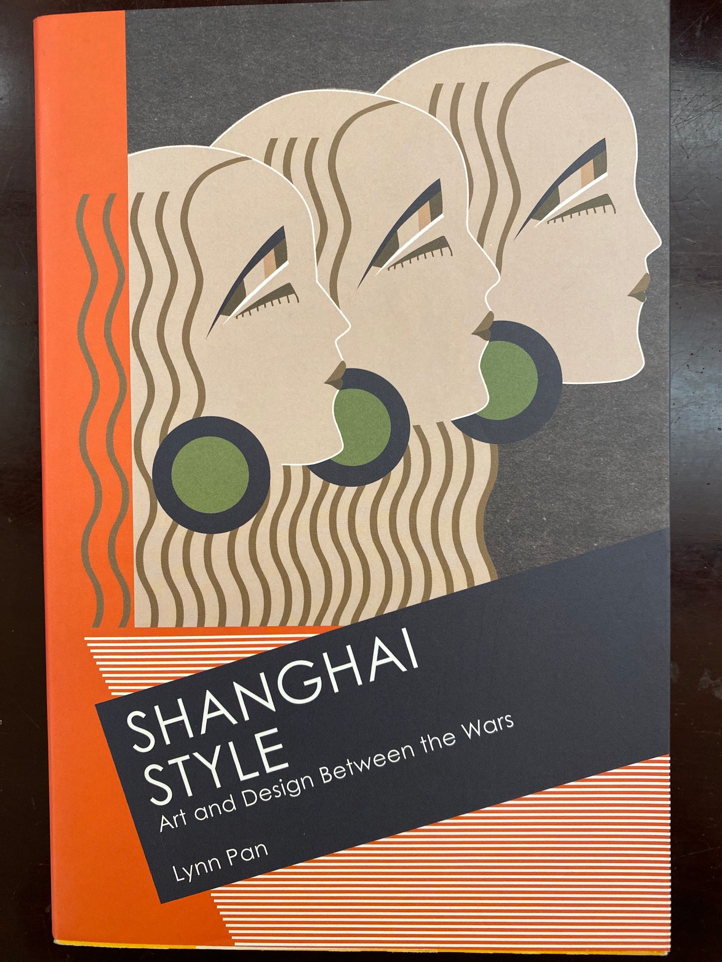 Shanghai Style- art and design between the wars