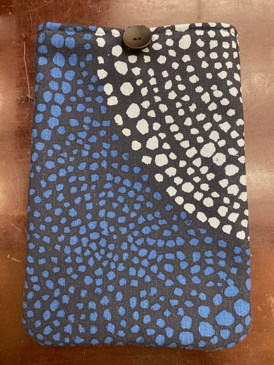 Blue Dotted Books Sleeve (Size "small" for standard paperback books)