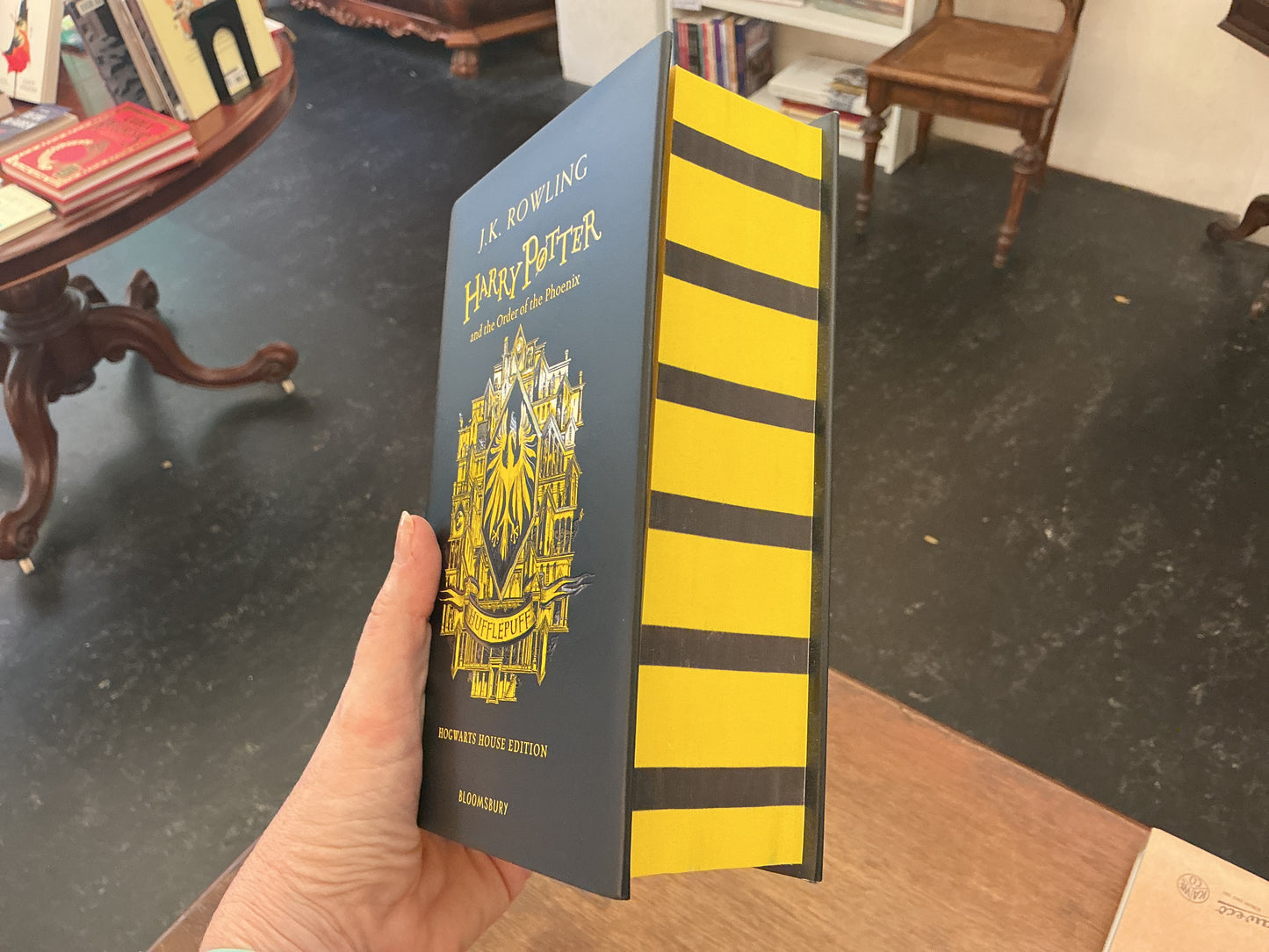 Harry Potter and the Order of the Pheonix - Hufflepuff Edition (relie)