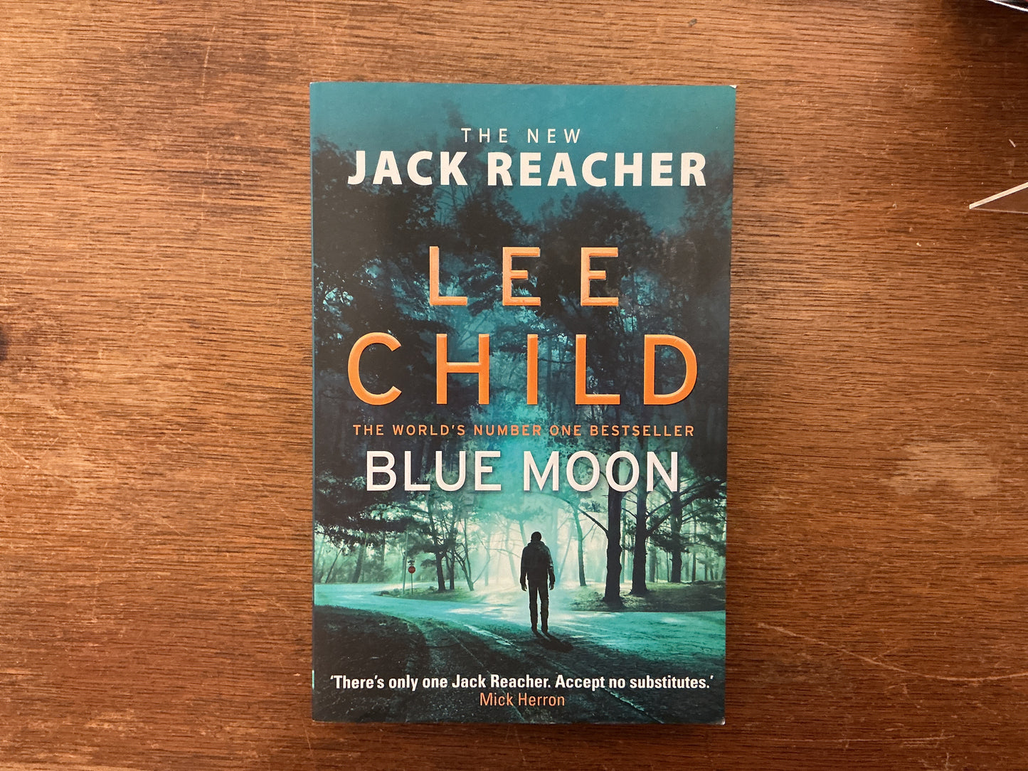 BLUE MOON #24 (JACK REACHER) by Lee Child