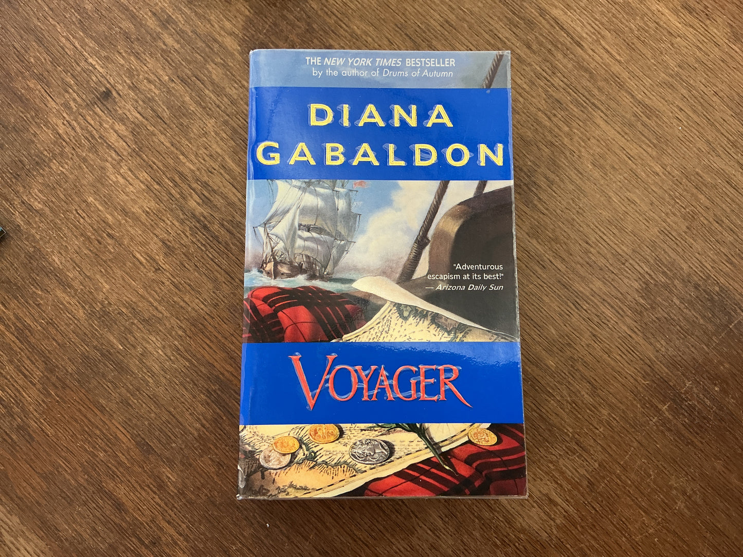 Voyager: A Novel (Outlander 3)