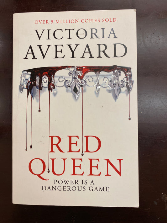 Red Queen by Victoria Aveyard