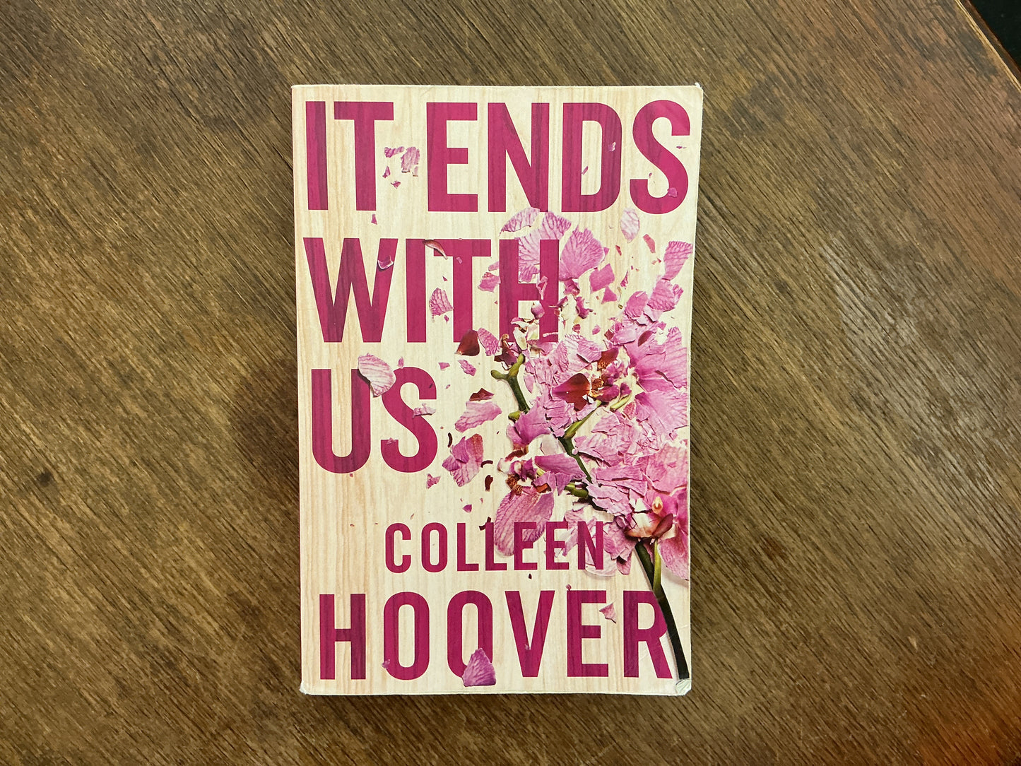 It Ends With Us by Colleen Hoover