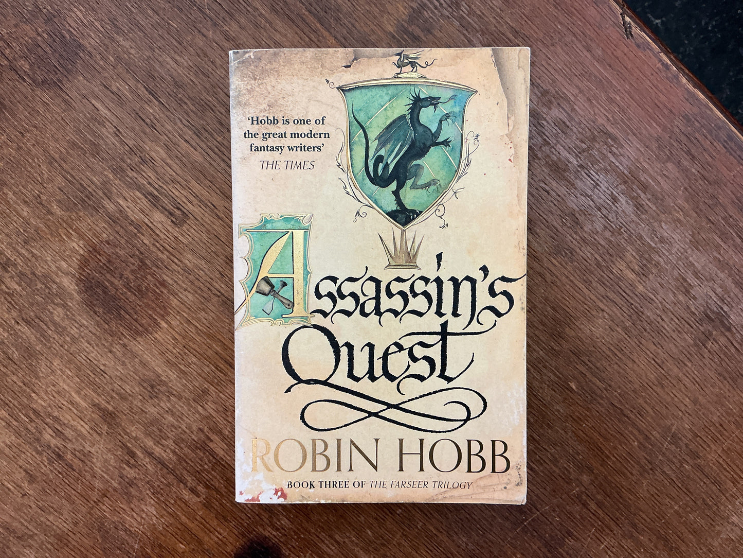 Assassin's Quest (The Farseer Trilogy #3)by Robin Hobb