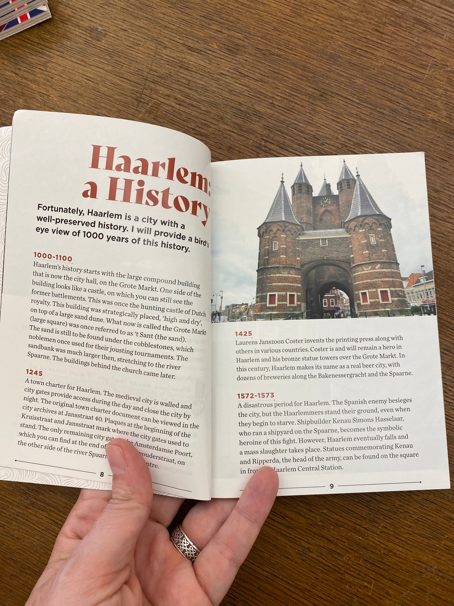 Welcome to Haarlem Guide Book