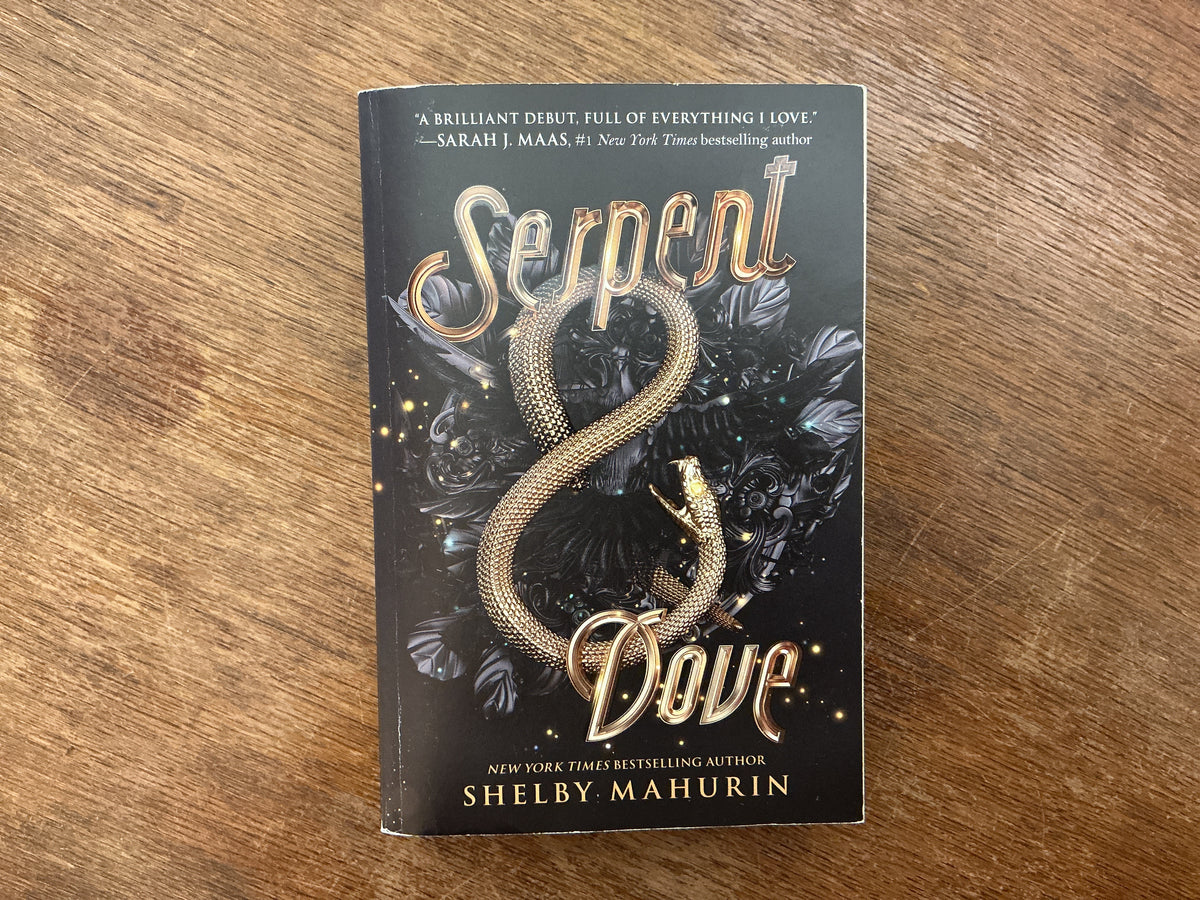 Serpent & Dove (Serpent & Dove, 1) by Shelby Mahurin