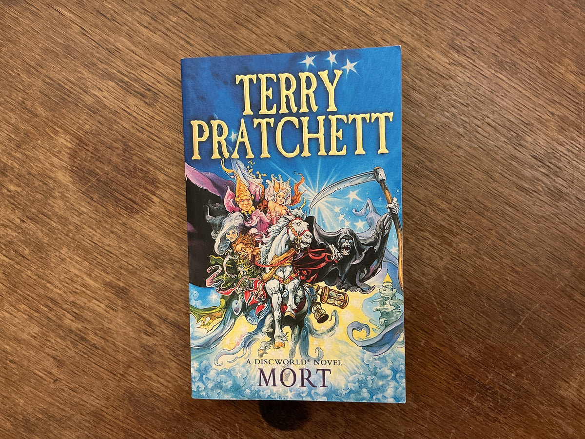 Mort (Discworld) by Terry Praychett