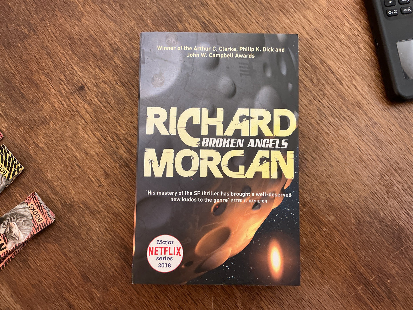 Broken Angels: Altered Carbon book 2 (Takeshi Kovacs)