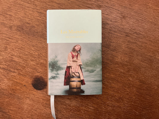Les Misérables (Macmillan Collector's Library) by Victor Hugo