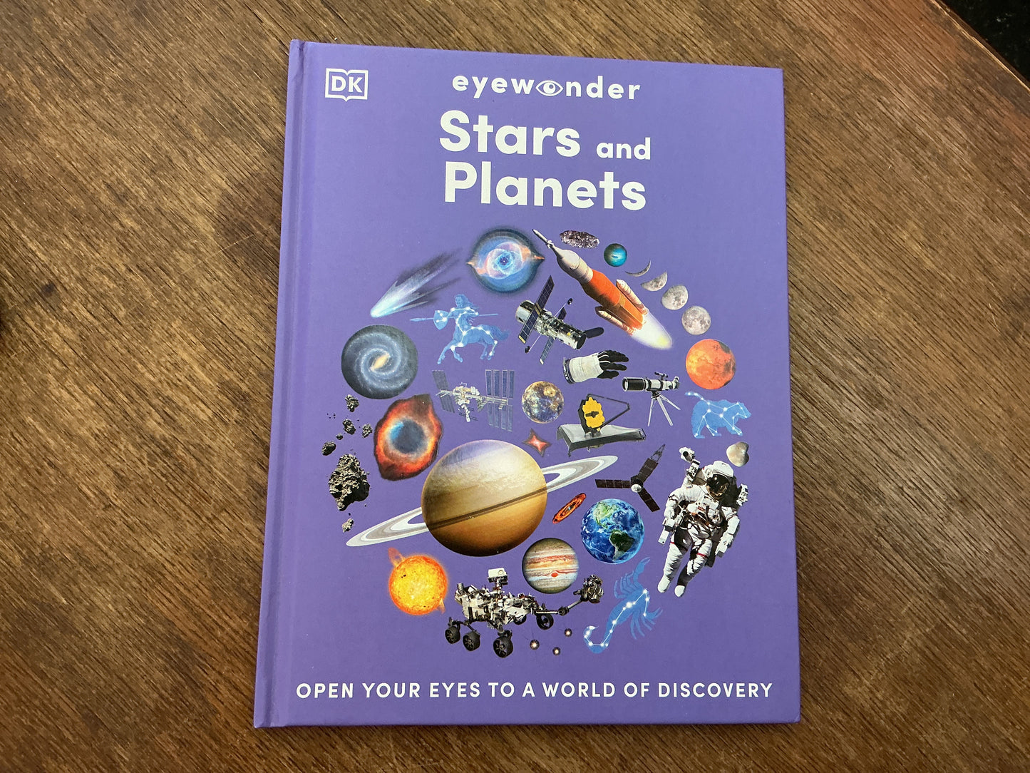DK Children Eyewonder Stars and Planets. by D.K. Publishing, Unknown Author