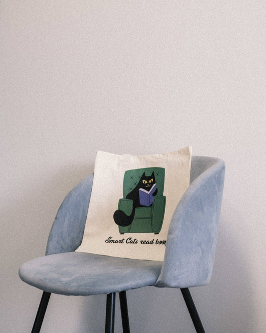 "Smart Cats Read Books" Organic Tote Bag